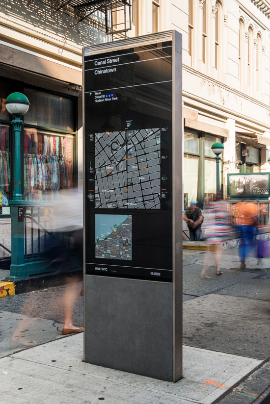 Wegleitsystem für Fussgänger Stadtmobiliar