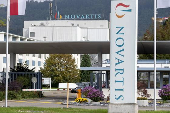 Leuchtreklame Novartis, LED Leuchtturm, Leuchtreklame