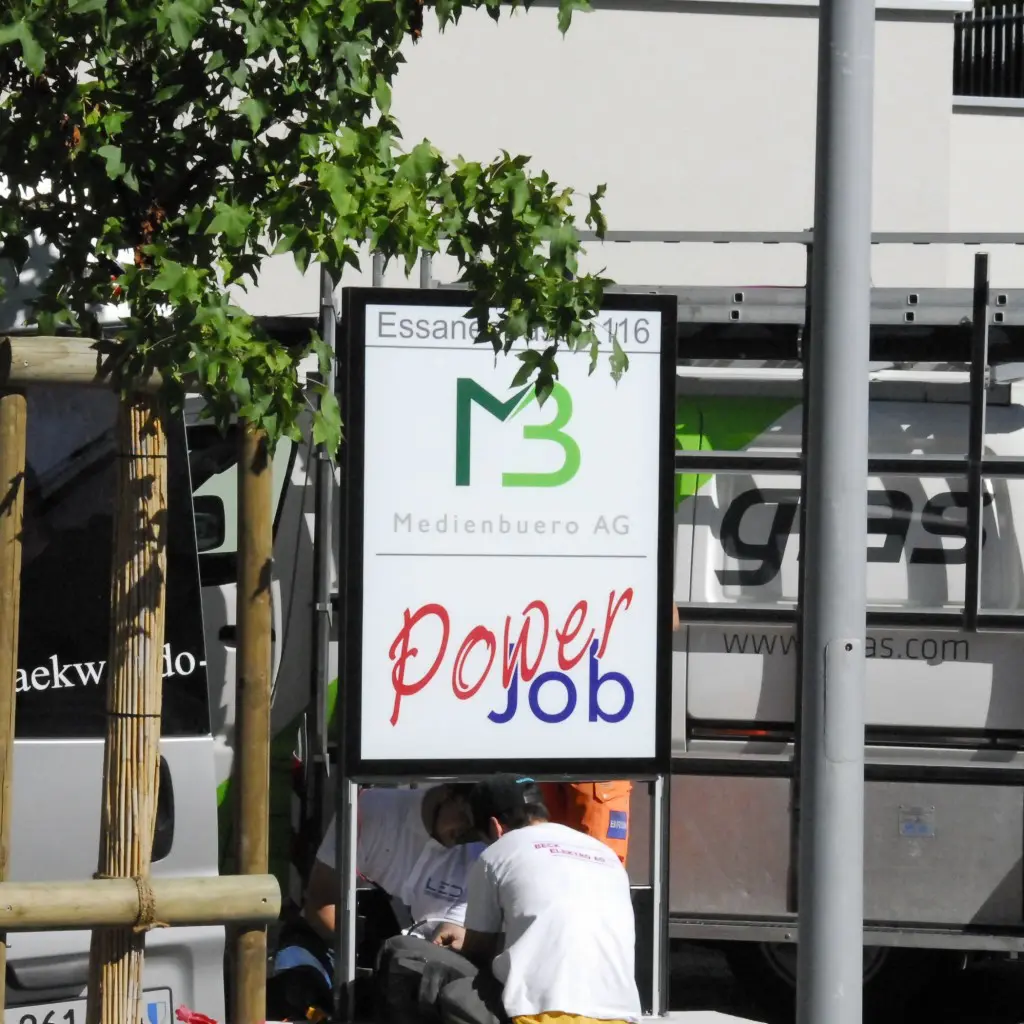 LED Stele in Eschen