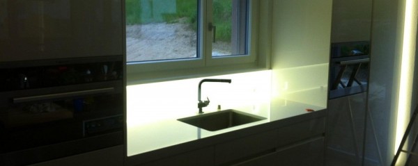 LED Küchenrückwand Moonblumen, mit LED Beleuchtung nach Maas