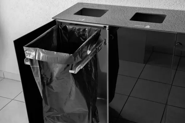 Monolith Trio Wertstoffbehälter, Wertstofftrennbehälter, Abfallsammelbehälter, Abfalleimer, Wertstoffsammler,Stadtmobiliar, Glas Alu Edelstahl, Recyclingstation