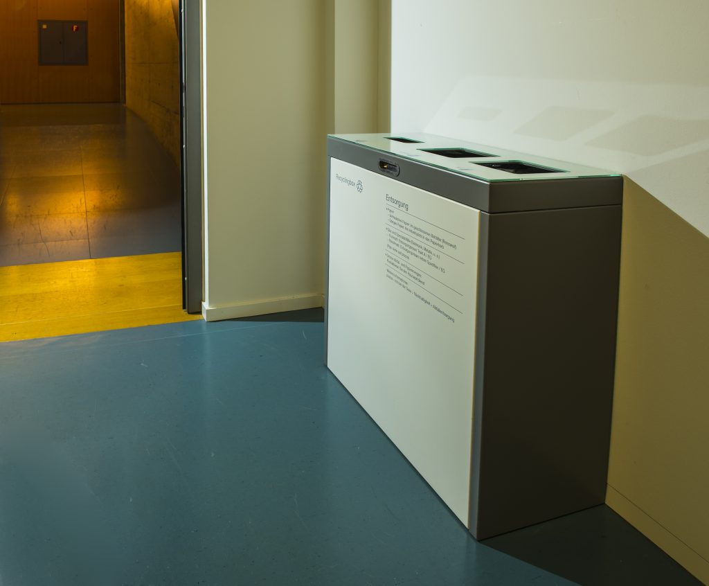 Abfallbehälter, 110lt , PET, Alu, Papier, Recyclingstation, Wertstoffbehälter, Büro, Office, Innen, Drinnen, Recycling, Box, Bin, Schweiz