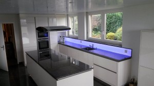 Bildergebnis für LED RGB Küchenrückwand, Leuchtpanel LED, RGB WW Leuchtfläche, Deko