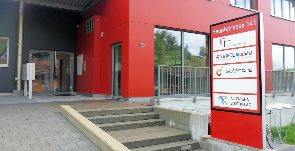 LED Leuchtreklame Stadelmann Energie und Haustechnik AG, Leuchtkasten, Pylone, Stele