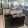 C1 Bin bei der Swiss in Kloten, 110l Kehricht aus Metall, Brandschutz durch Doppelwandige Behälter Lösung und Barrierefrei, Swiss Made
