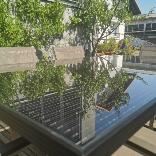 ETable Dinner, Plug In Solartisch, produzieren Sie Ihren Grundbedarf aus dem eigenen Solartisch mit 325W PV-Modul bis 9% Energie, Swiss Made