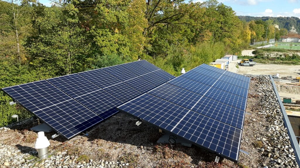 PV Dachständer 20° und 30°, Solaranlagen auf dem Flachdach mit Edelstahlständer und K2 Montageschienen. Solaranlage selber bauen